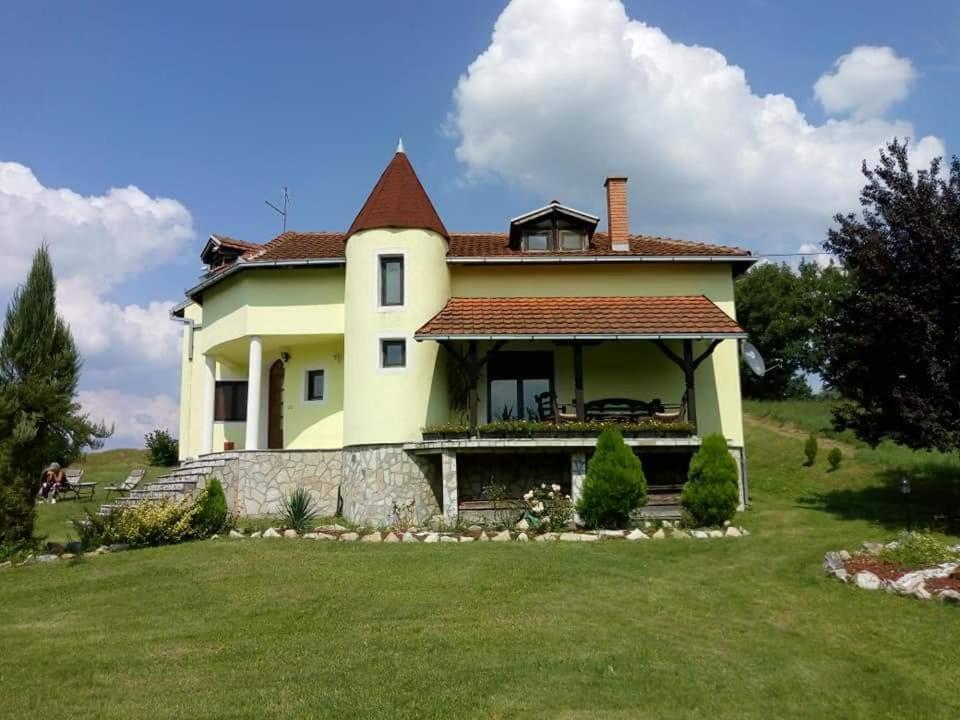 Holiday Home Rodjak Sa Sela Mionica Exterior foto